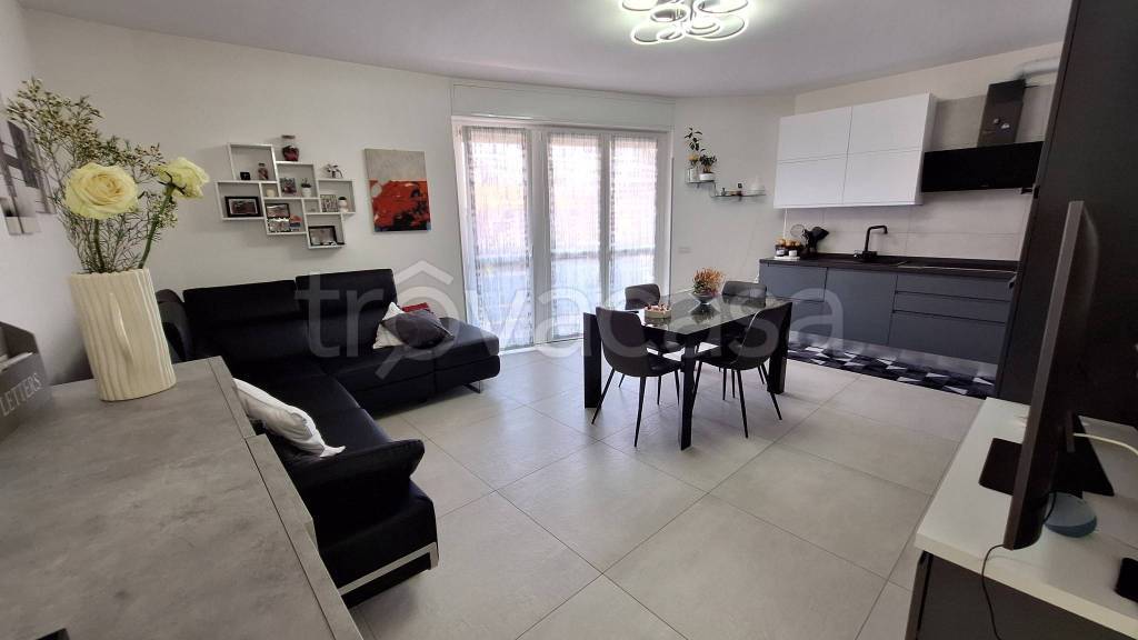 appartamento in vendita a Cassano Magnago