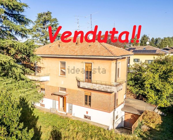 casa indipendente in vendita a Cassano Magnago