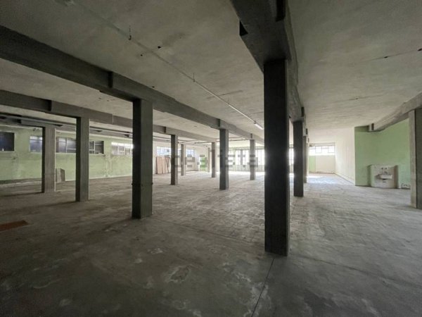 locale di sgombero in vendita a Cassano Magnago