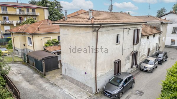 casa indipendente in vendita a Cassano Magnago