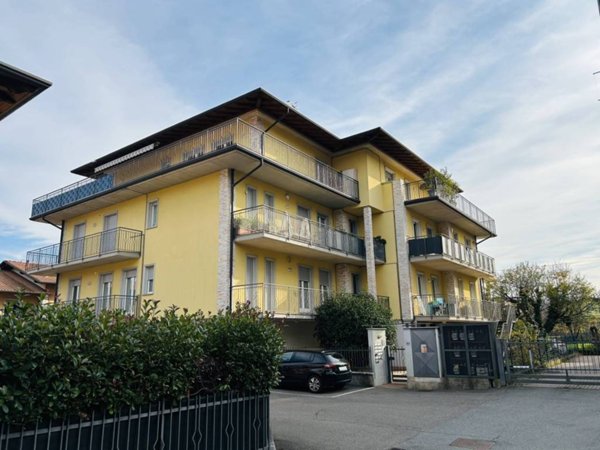 appartamento in vendita a Cassano Magnago