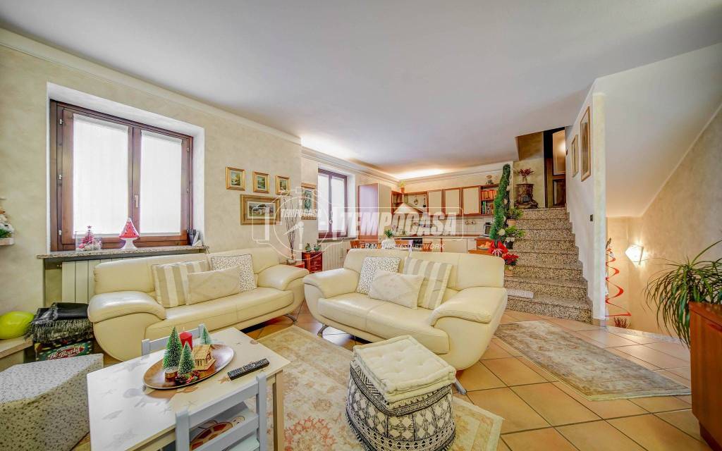 appartamento in vendita a Cassano Magnago