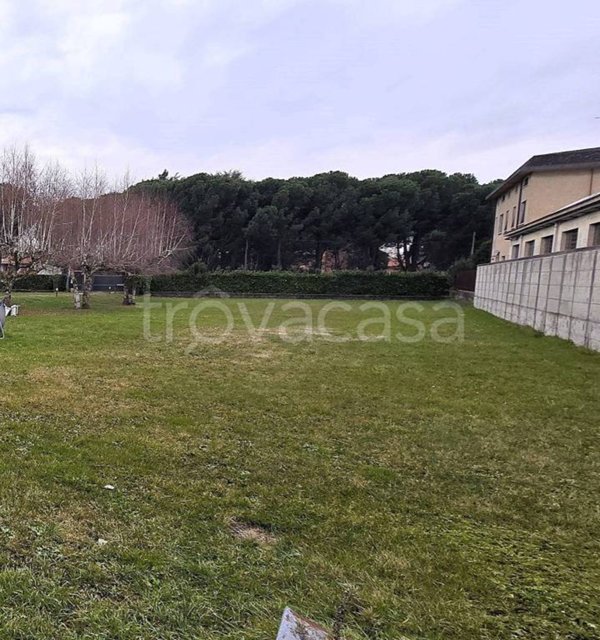 terreno edificabile in vendita a Cassano Magnago