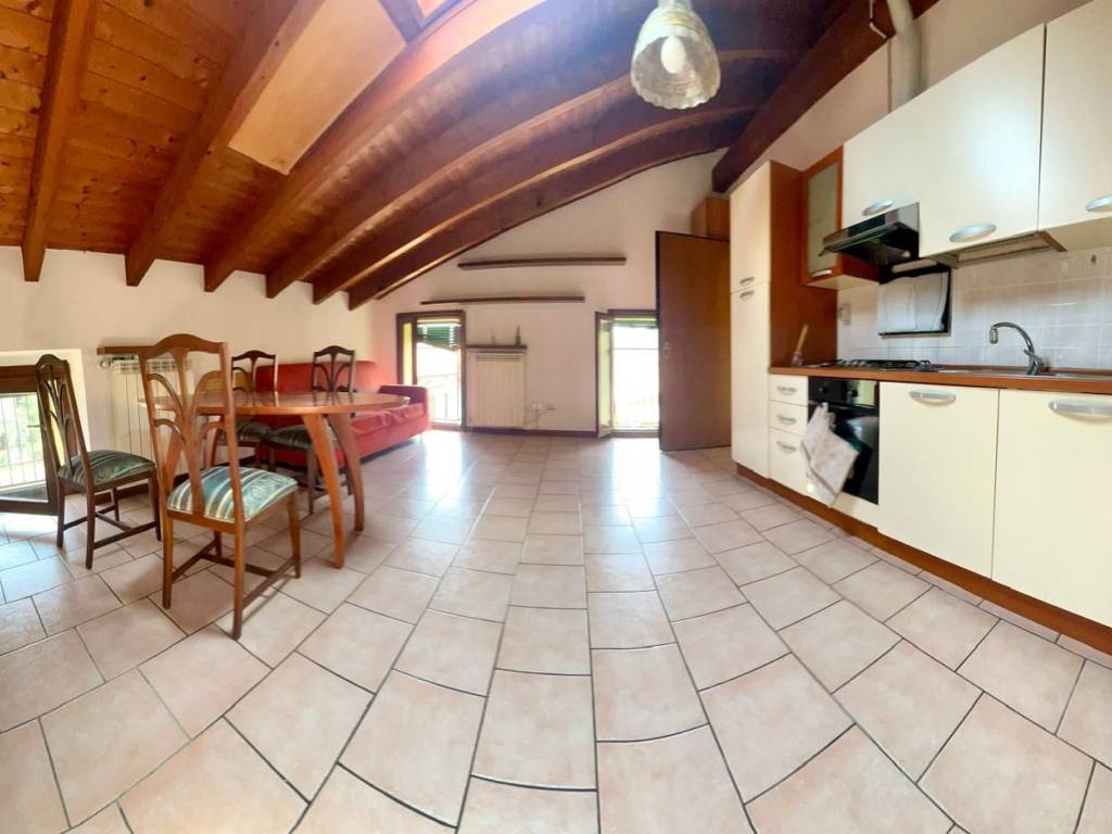 appartamento in vendita a Cassano Magnago