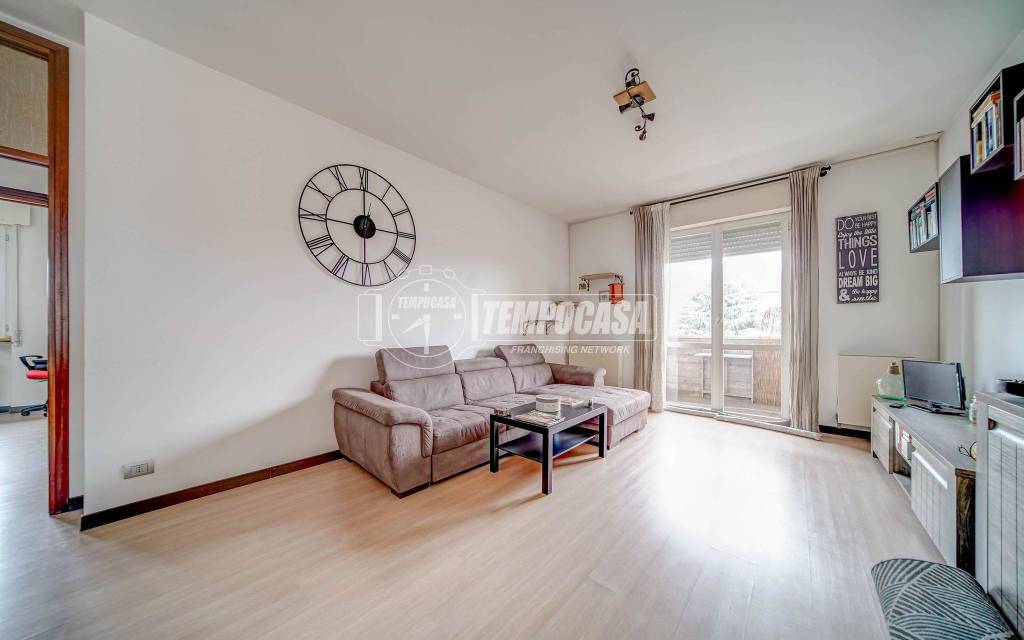 appartamento in vendita a Cassano Magnago