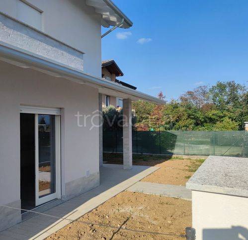casa indipendente in vendita a Cassano Magnago