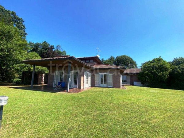 villa in vendita a Cassano Magnago