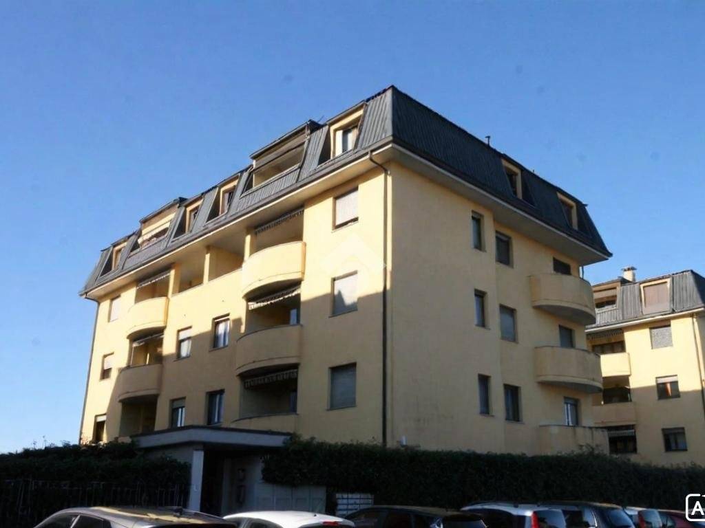 appartamento in vendita a Cassano Magnago