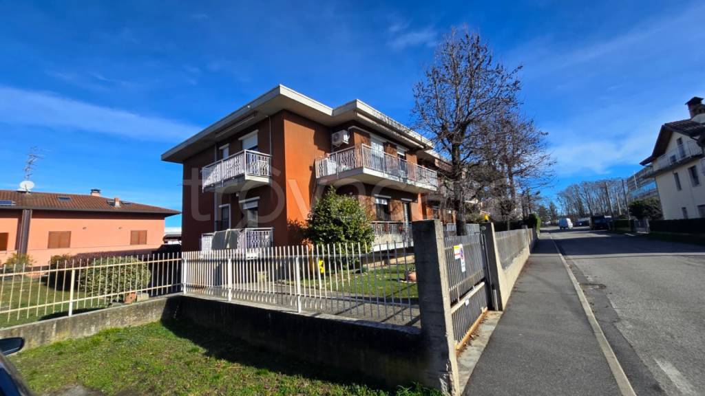 appartamento in vendita a Cassano Magnago
