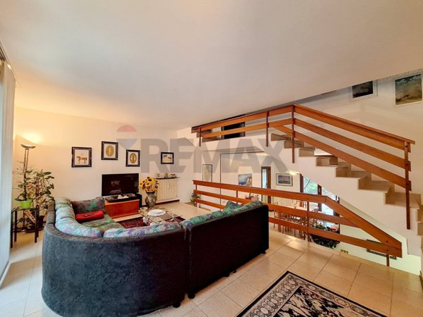 casa indipendente in vendita a Cassano Magnago