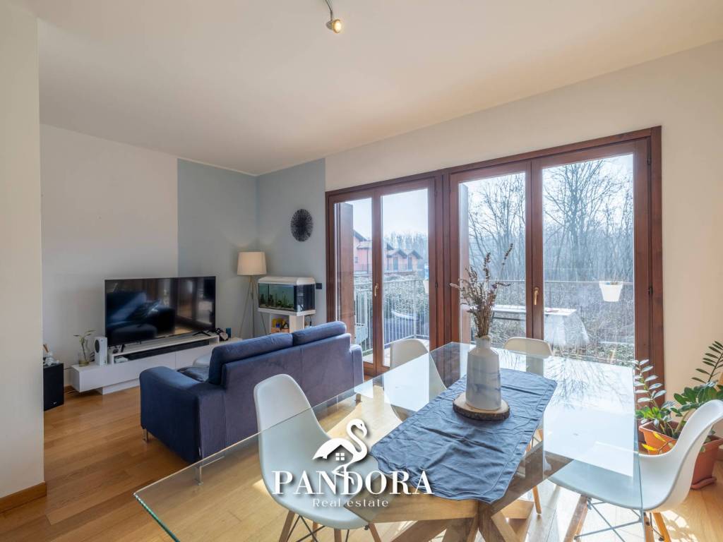 casa indipendente in vendita a Cassano Magnago