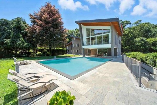 casa indipendente in vendita a Cassano Magnago