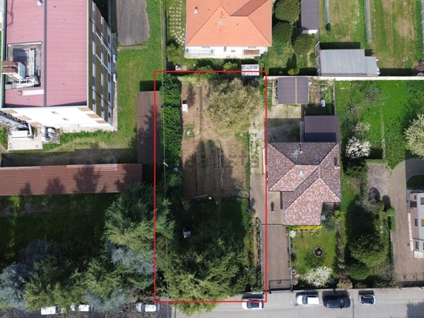 terreno edificabile in vendita a Cassano Magnago