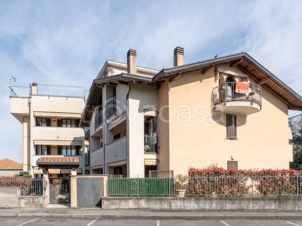 appartamento in vendita a Cassano Magnago