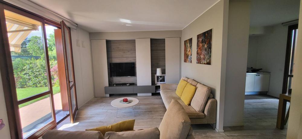 casa indipendente in vendita a Cassano Magnago