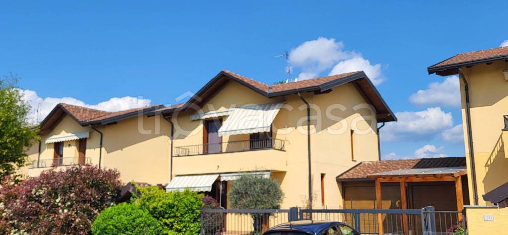 casa indipendente in vendita a Cassano Magnago