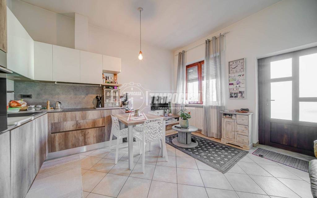casa indipendente in vendita a Cassano Magnago