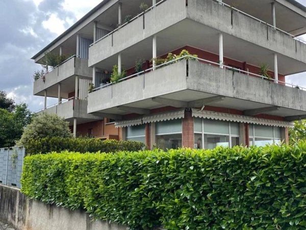 negozio in vendita a Cassano Magnago