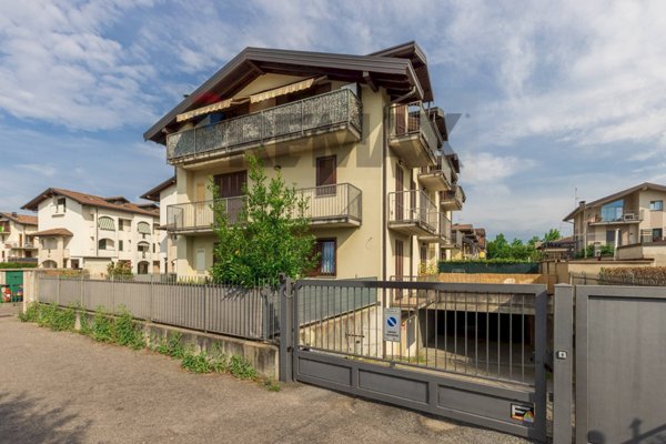 appartamento in vendita a Cassano Magnago