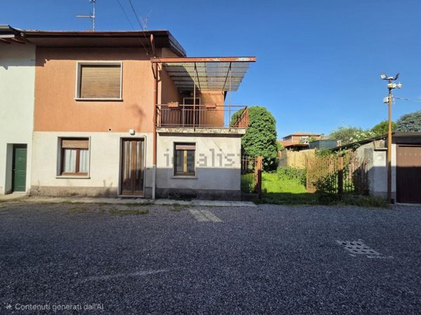 casa indipendente in vendita a Cassano Magnago