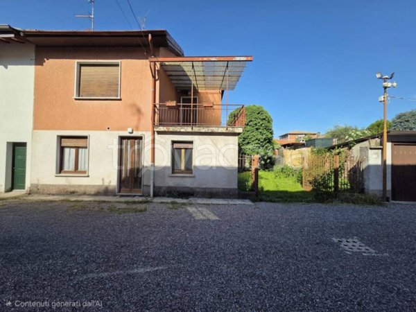 casa indipendente in vendita a Cassano Magnago