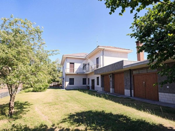 casa indipendente in vendita a Cassano Magnago