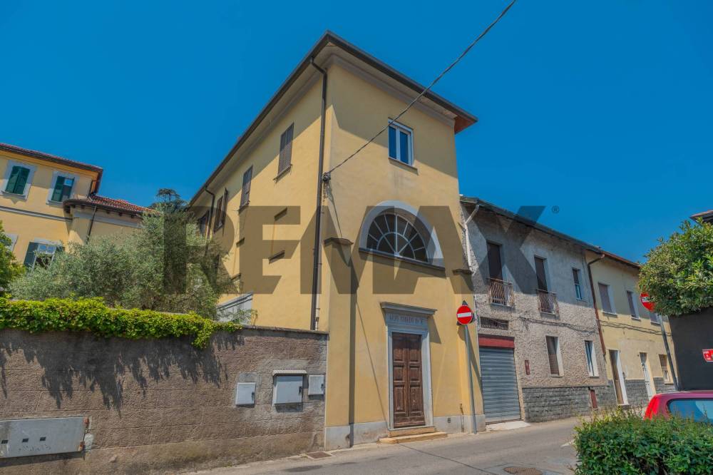 appartamento in vendita a Cassano Magnago