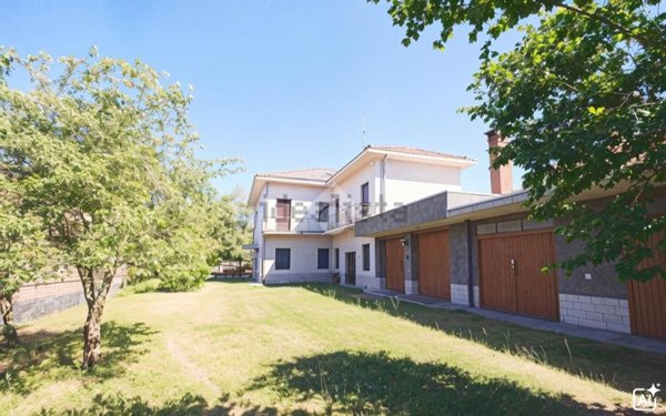 casa indipendente in vendita a Cassano Magnago