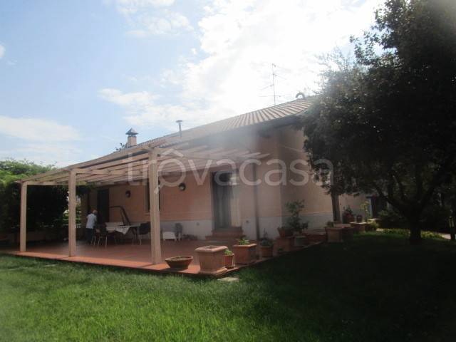 casa indipendente in vendita a Cassano Magnago