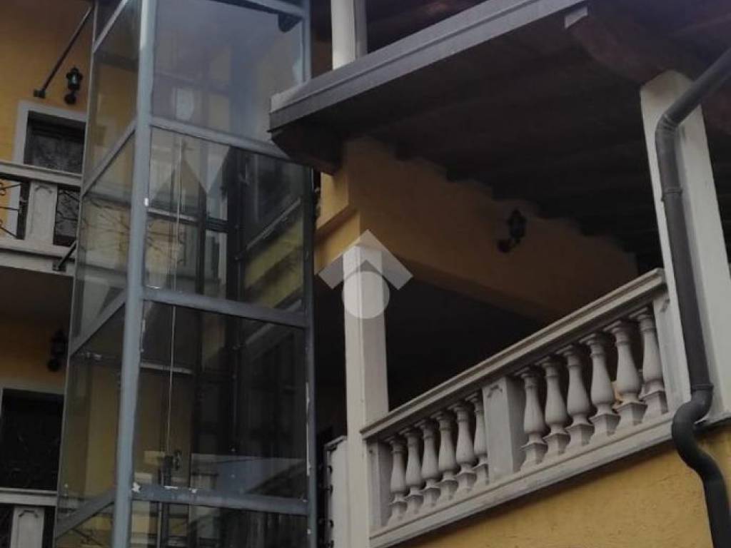 casa indipendente in vendita a Cassano Valcuvia