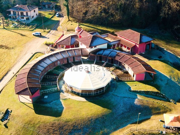 terreno edificabile in vendita a Cassano Valcuvia