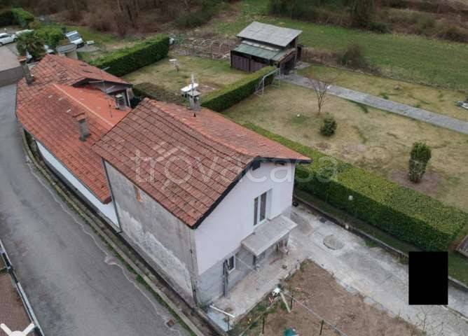 appartamento in vendita a Cassano Valcuvia in zona Noga