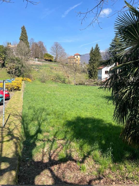 terreno edificabile in vendita a Cassano Valcuvia