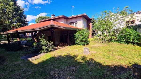 casa indipendente in vendita a Castellanza