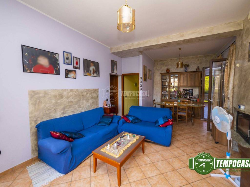 casa indipendente in vendita a Castellanza