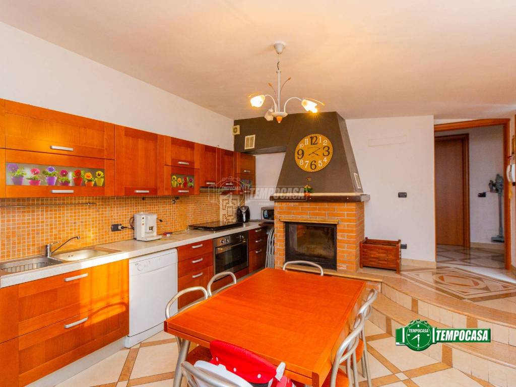 casa indipendente in vendita a Castellanza