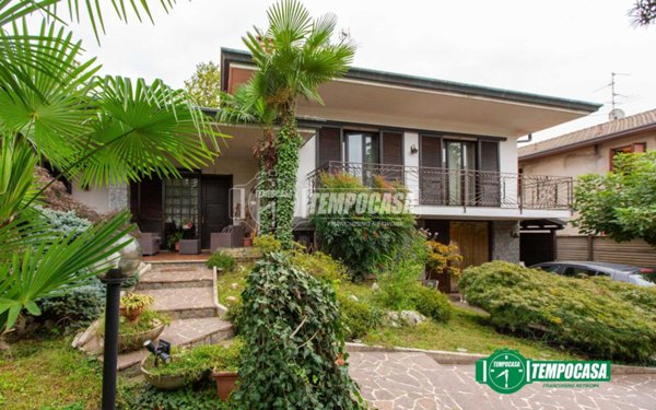 casa indipendente in vendita a Castellanza