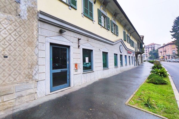 negozio in vendita a Castellanza