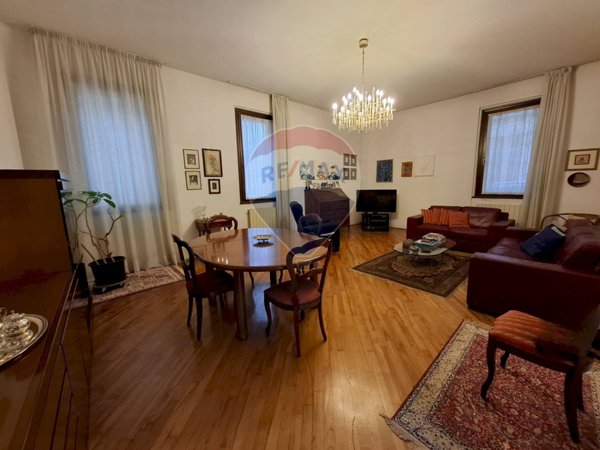 casa indipendente in vendita a Castellanza