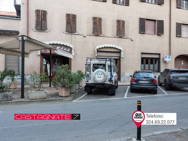 negozio in vendita a Castellanza in zona Castegnate