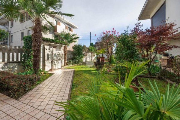 casa indipendente in vendita a Castellanza