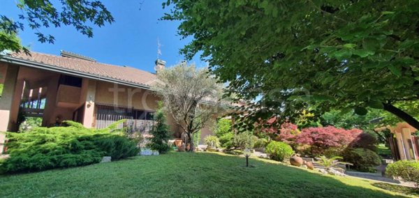 casa indipendente in vendita a Castellanza