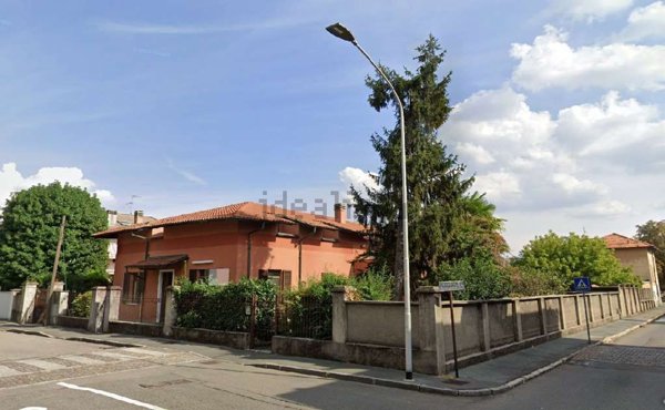 casa indipendente in vendita a Castellanza