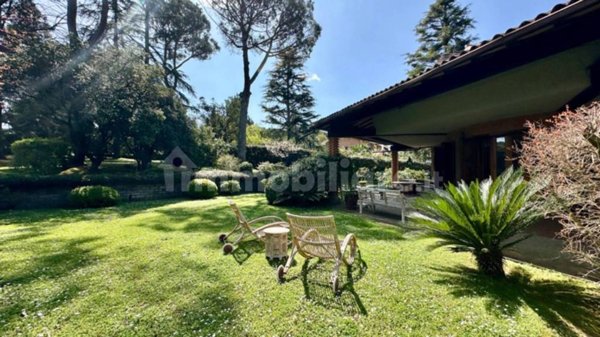 casa indipendente in vendita a Castellanza