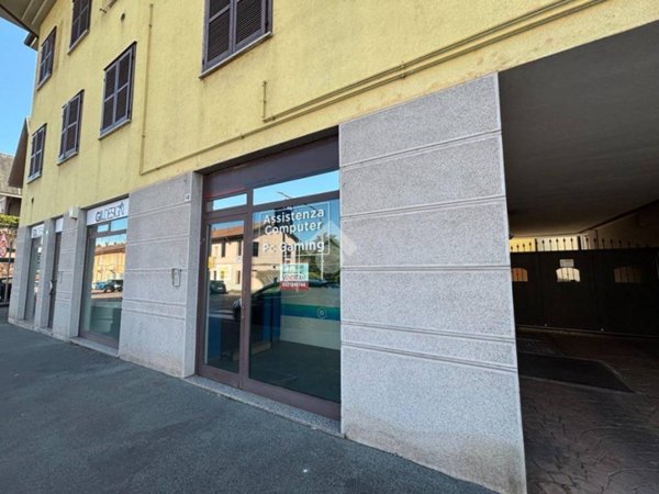 negozio in vendita a Castellanza