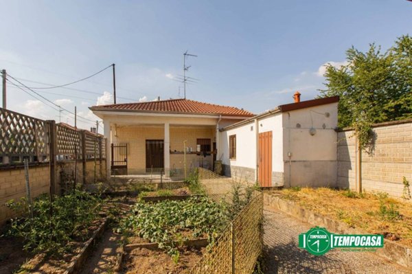 casa indipendente in vendita a Castellanza