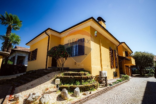 casa indipendente in vendita a Castellanza