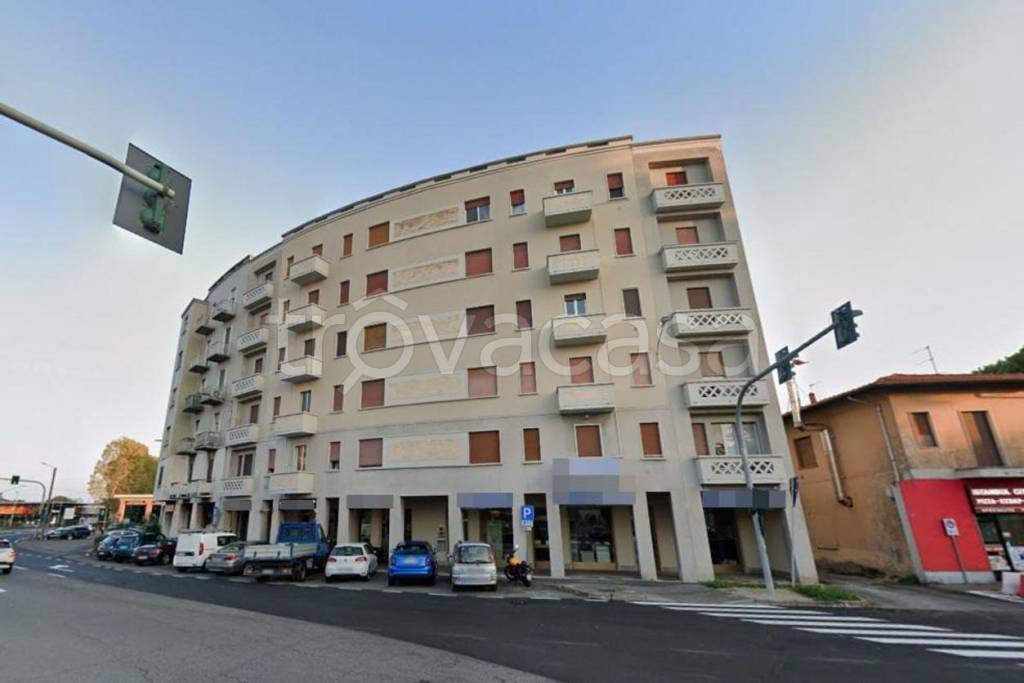 appartamento in vendita a Castellanza in zona Buon Gesù