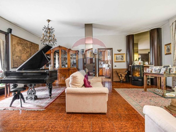 casa indipendente in vendita a Castellanza