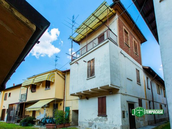casa indipendente in vendita a Castellanza